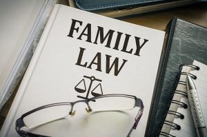 When to Work with a Family Law Firm